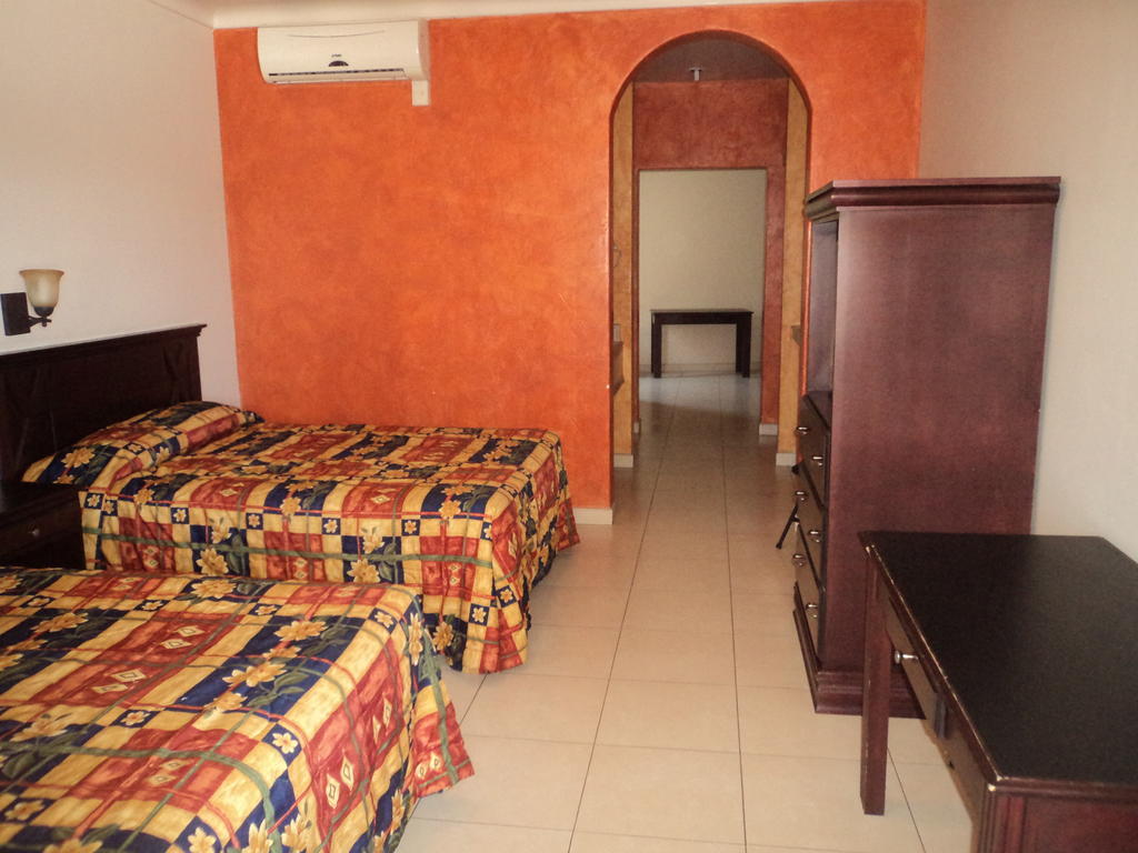 Hotel California Navojoa Bagian luar foto